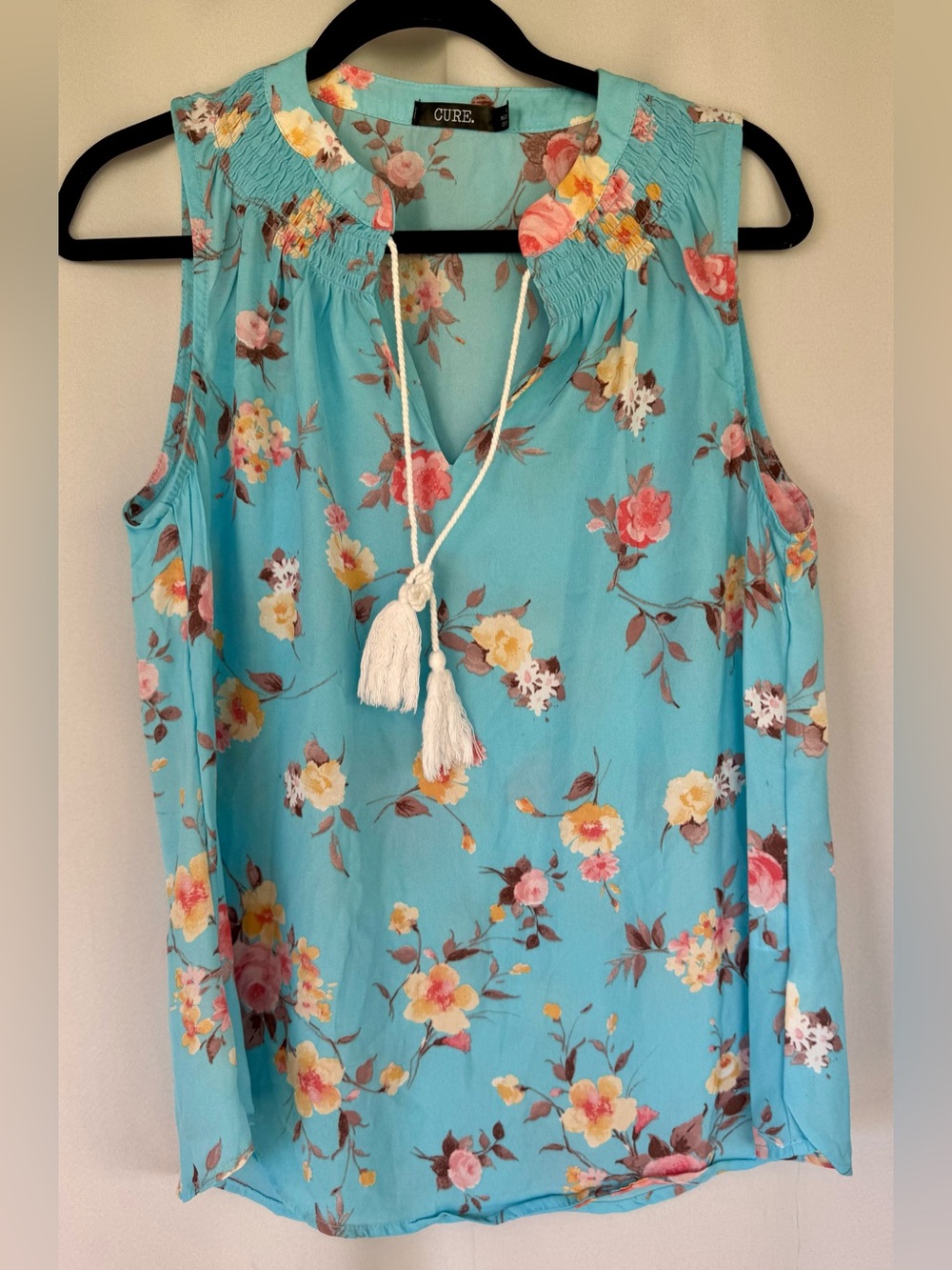 Sleeveless blouse L